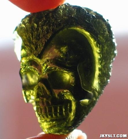 Moldavite-Crystal-Skull-07.jpg